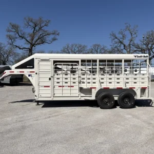 2026 Swift Built 18′ Stock Combo + 2′ Tack Box