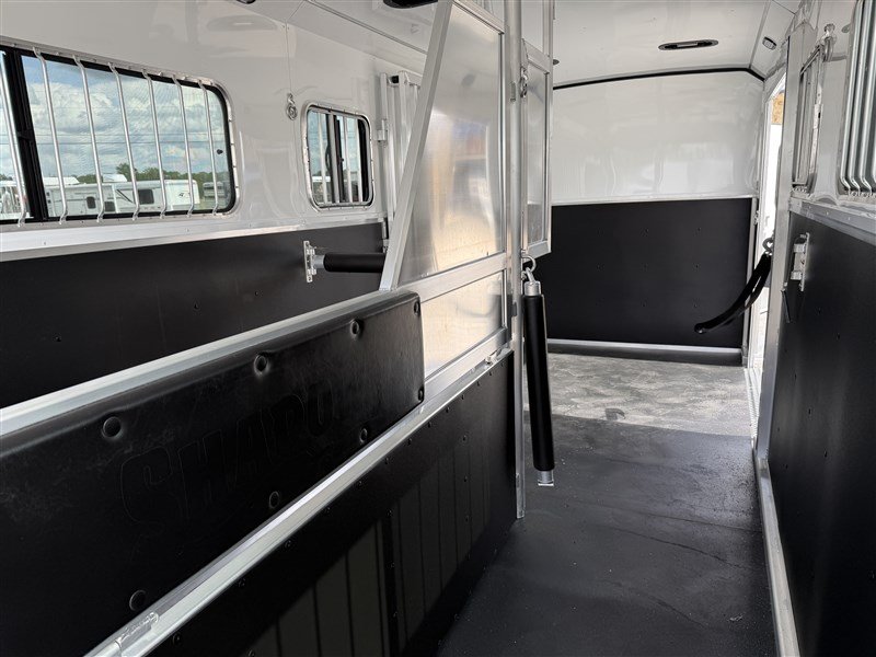 2026 Shadow 2+1 Gooseneck Trailer - Image 7
