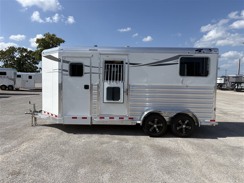 2027 4 Star 2H Straight Load + Side Ramp - Image 3