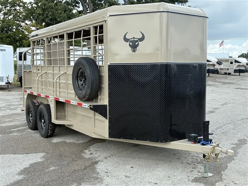 2026 Swift Built 16' Stock Trailer - Image 9